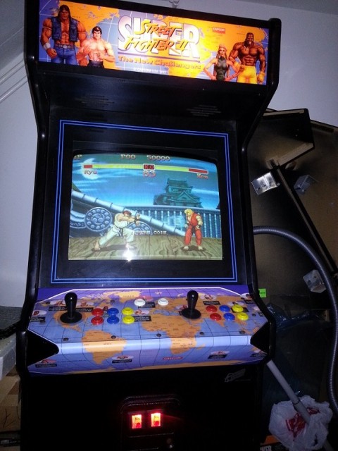 dynamo kast met super street fighter 2