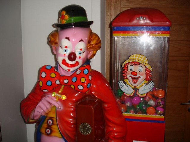 Clown2.jpg