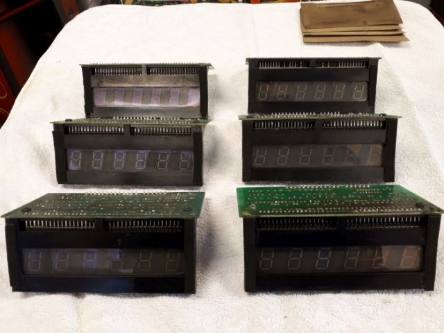 Bally_AS-2518-21_displays_2a.jpg