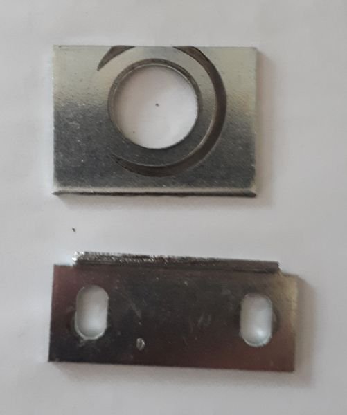 01-9784_broken.jpg